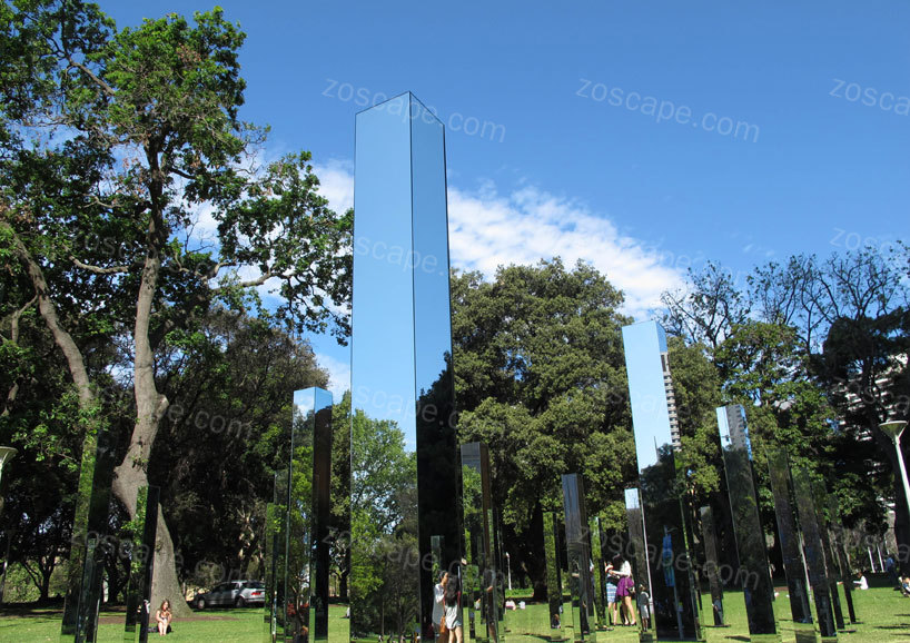 field-mirror-maze-at-sydneys-hyde-park-designboom-04.jpg